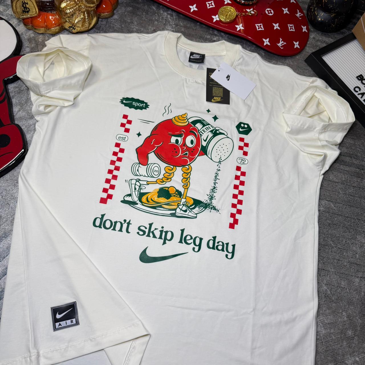 Camiseta Nike Don’t Skip Leg Day Premium – Fitness & Alto Relieve