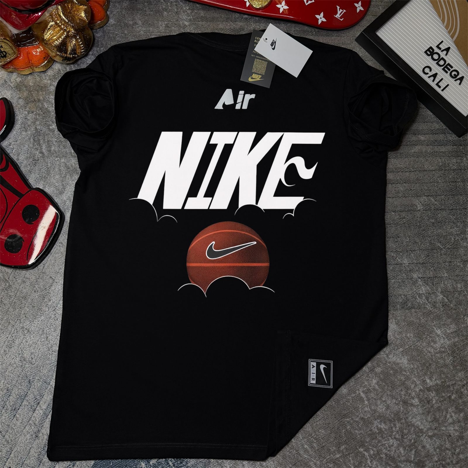 Camiseta Nike Just Do It Torch Premium – Alto Relieve & Estilo Icónico