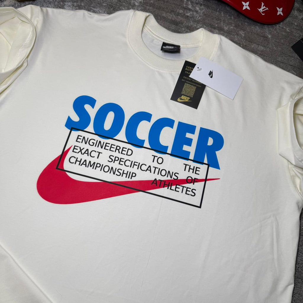 Camiseta Nike Soccer Worldwide Premium – Tela Fría & Alto Relieve