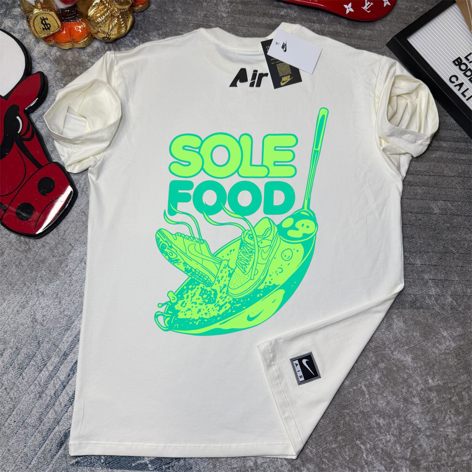 Camiseta Nike Sole Food Premium – Cultura Sneaker & Alto Relieve
